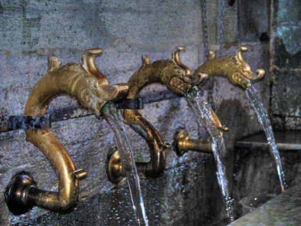 manastirot-sveti-jovan-bigorski1_619x464